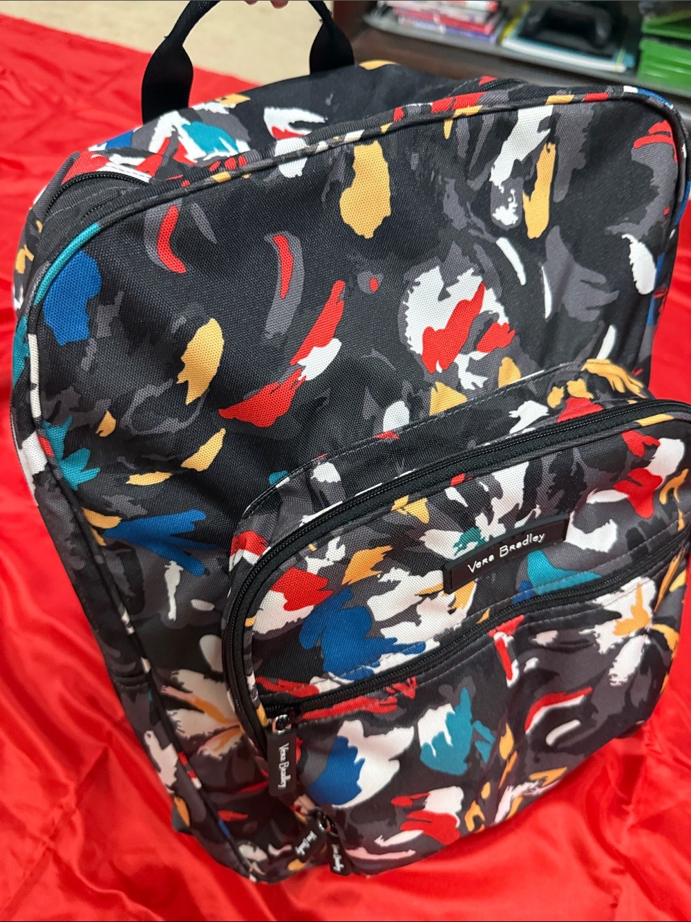 WOW POSHMARK - Authentic Vera Bradley NWOT Backpack 13”L x 17”H